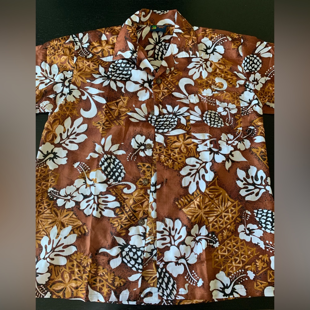 Vintage Hawaiian shirt